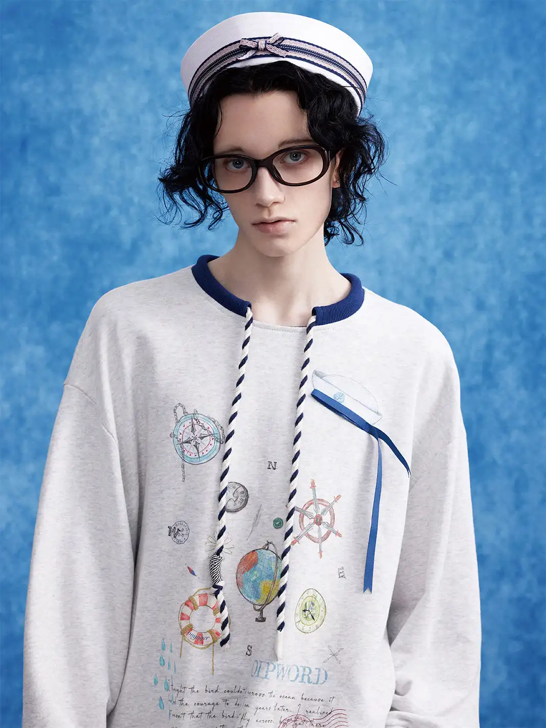 OIPWORD | Voyager Graphic Scallop-Hem Sweatshirt