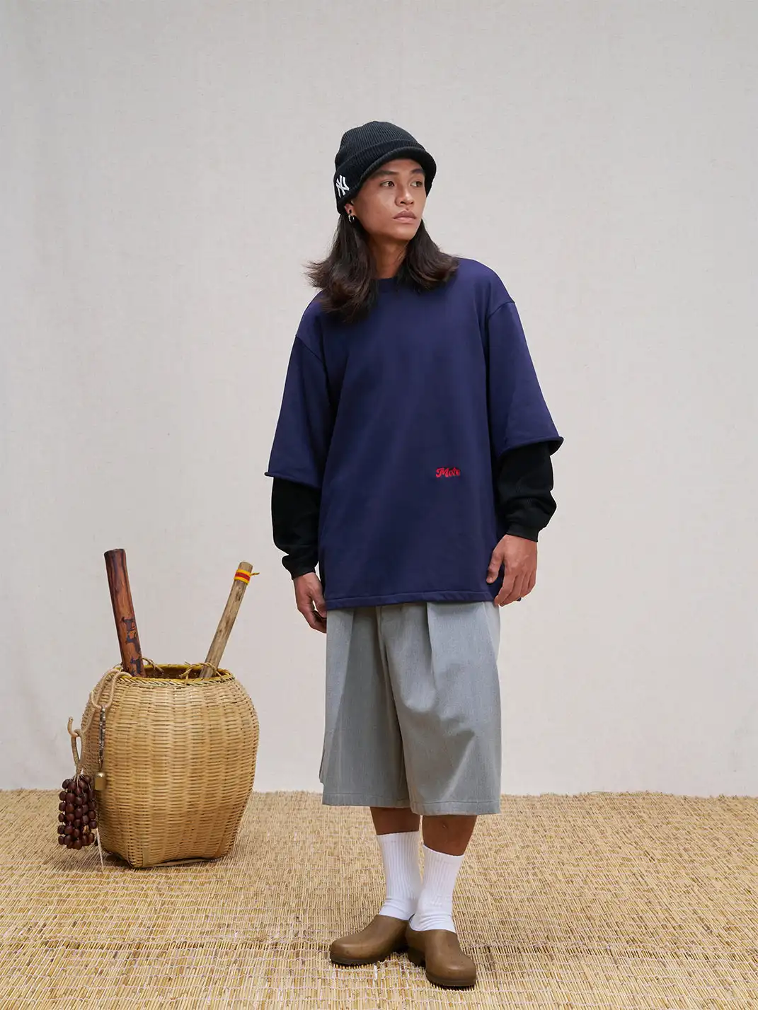 UNLIMITED MOTE | Waffle Sleeve Layered Drawstring Hem Sweatshirt