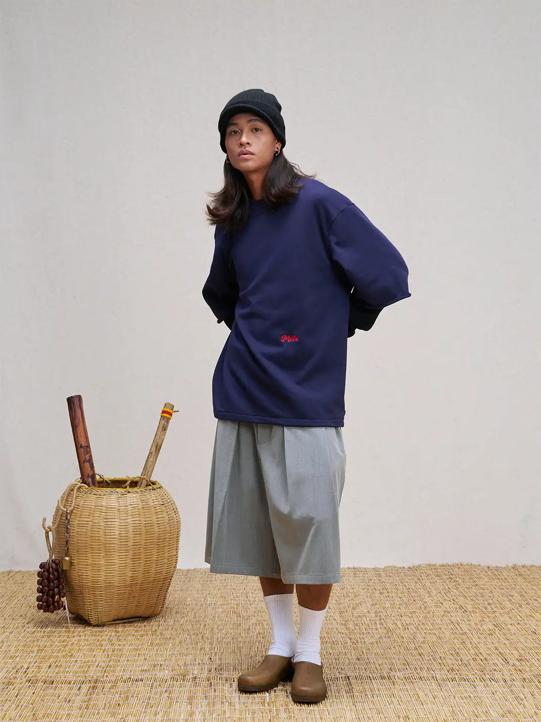 UNLIMITED MOTE | Waffle Sleeve Layered Drawstring Hem Sweatshirt