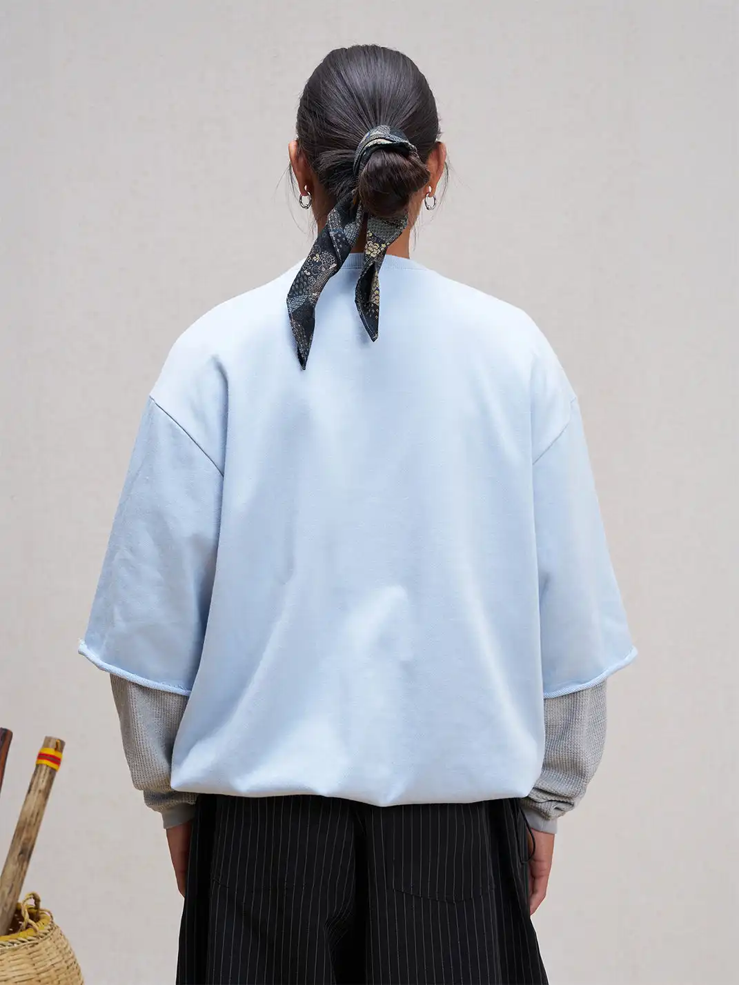 UNLIMITED MOTE | Waffle Sleeve Layered Drawstring Hem Sweatshirt