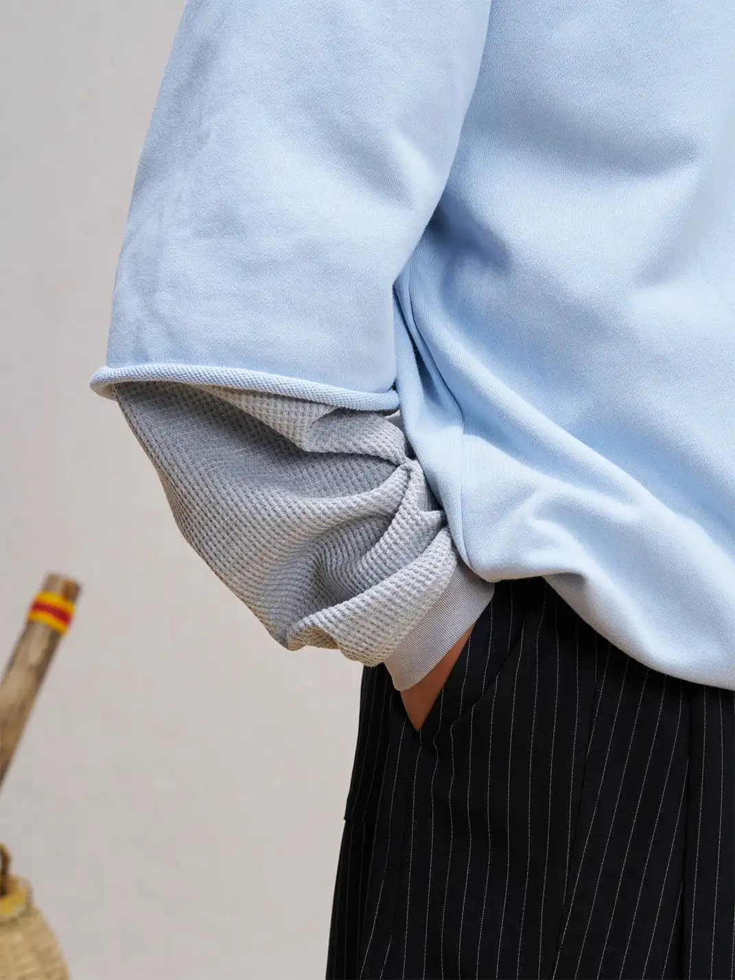 UNLIMITED MOTE | Waffle Sleeve Layered Drawstring Hem Sweatshirt