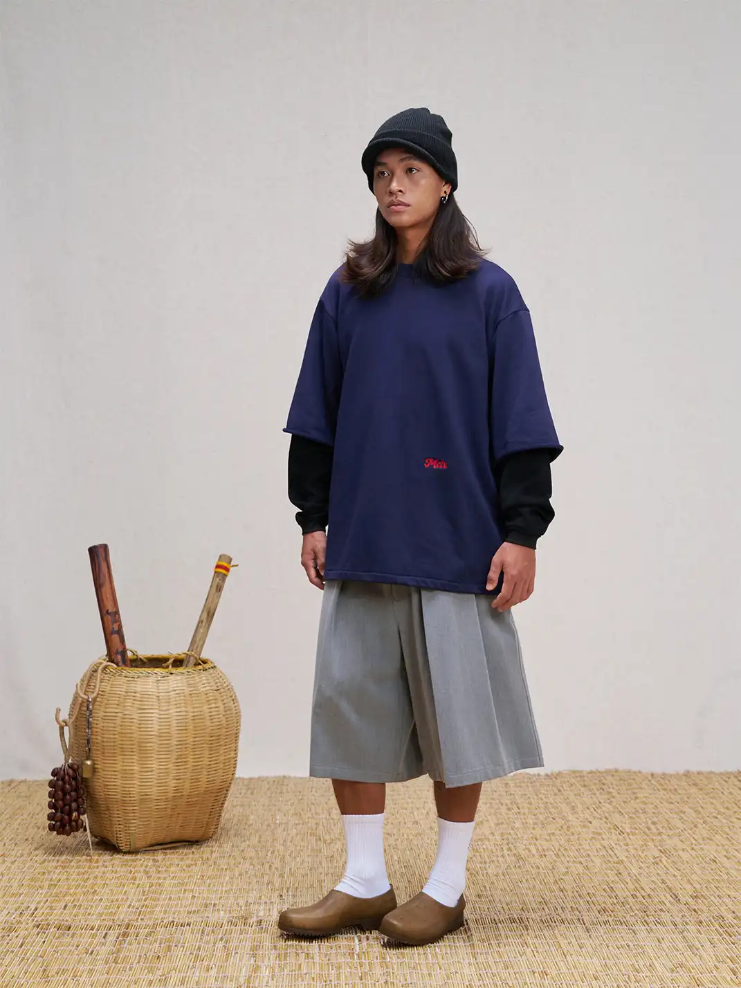 UNLIMITED MOTE | Waffle Sleeve Layered Drawstring Hem Sweatshirt