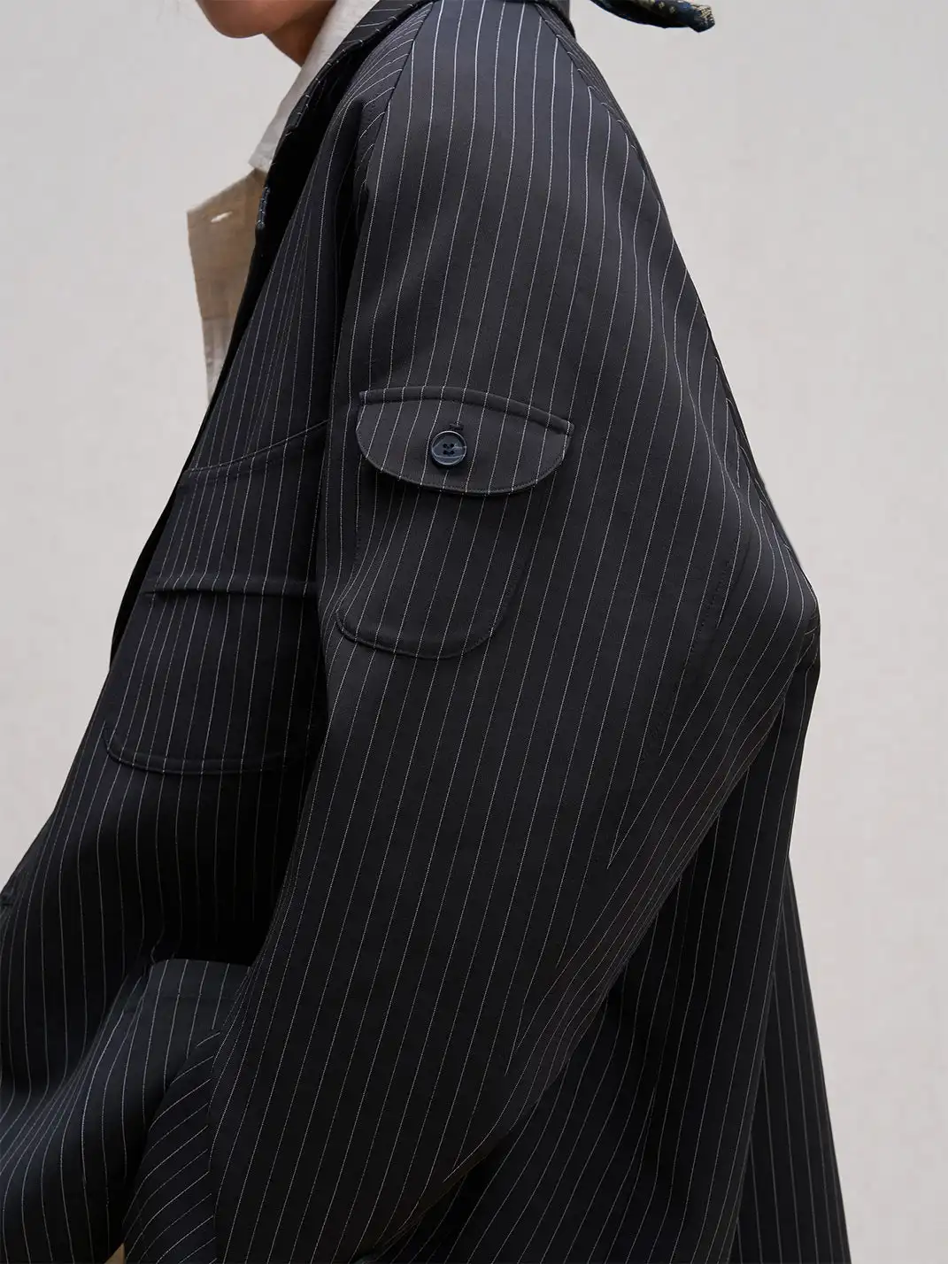 UNLIMITED MOTE | Striped Solid Color Pocket Suit Jacket