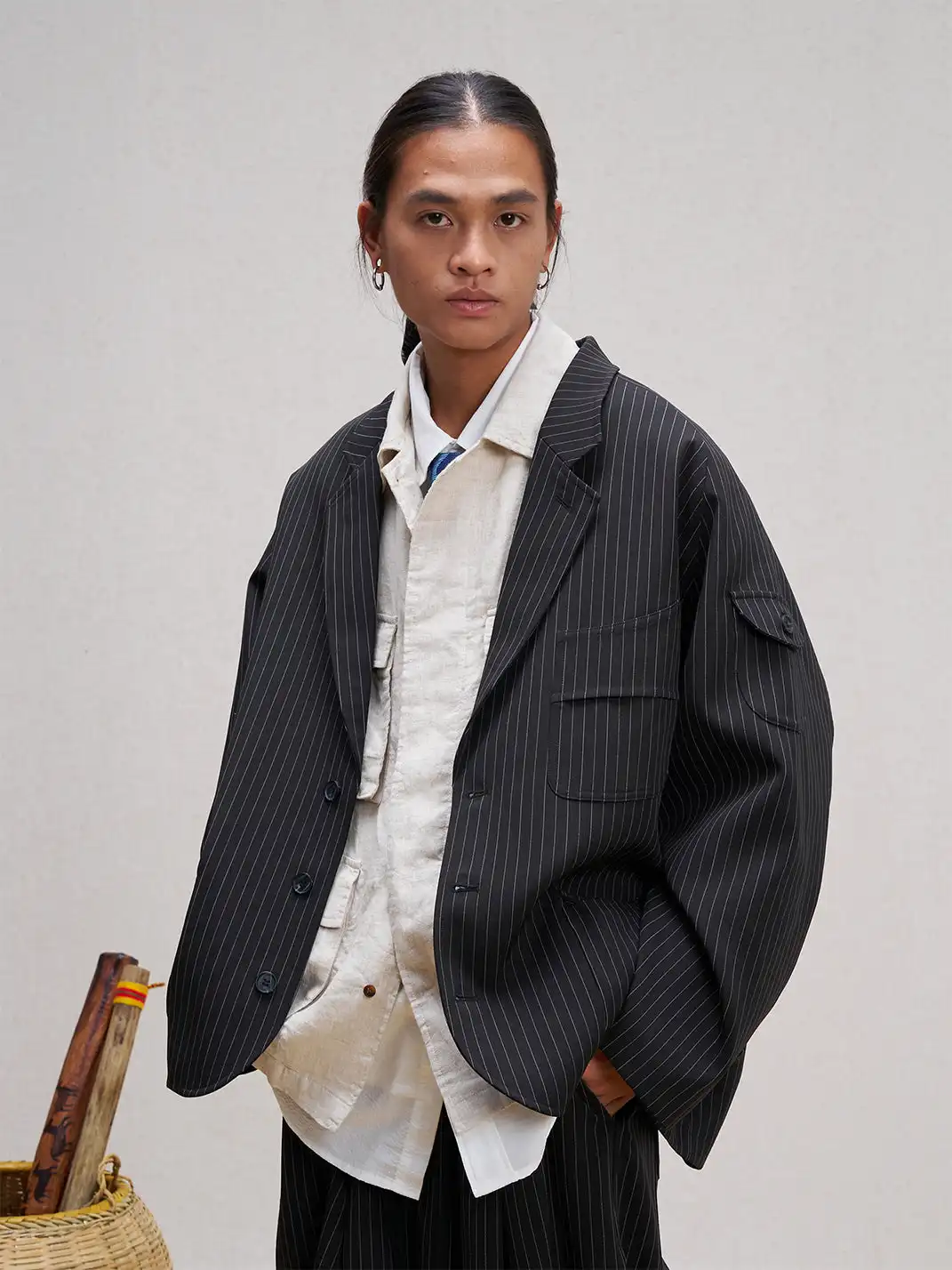 UNLIMITED MOTE | Striped Solid Color Pocket Suit Jacket