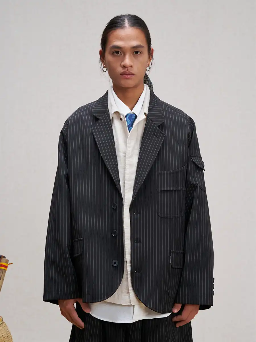 UNLIMITED MOTE | Striped Solid Color Pocket Suit Jacket - 2