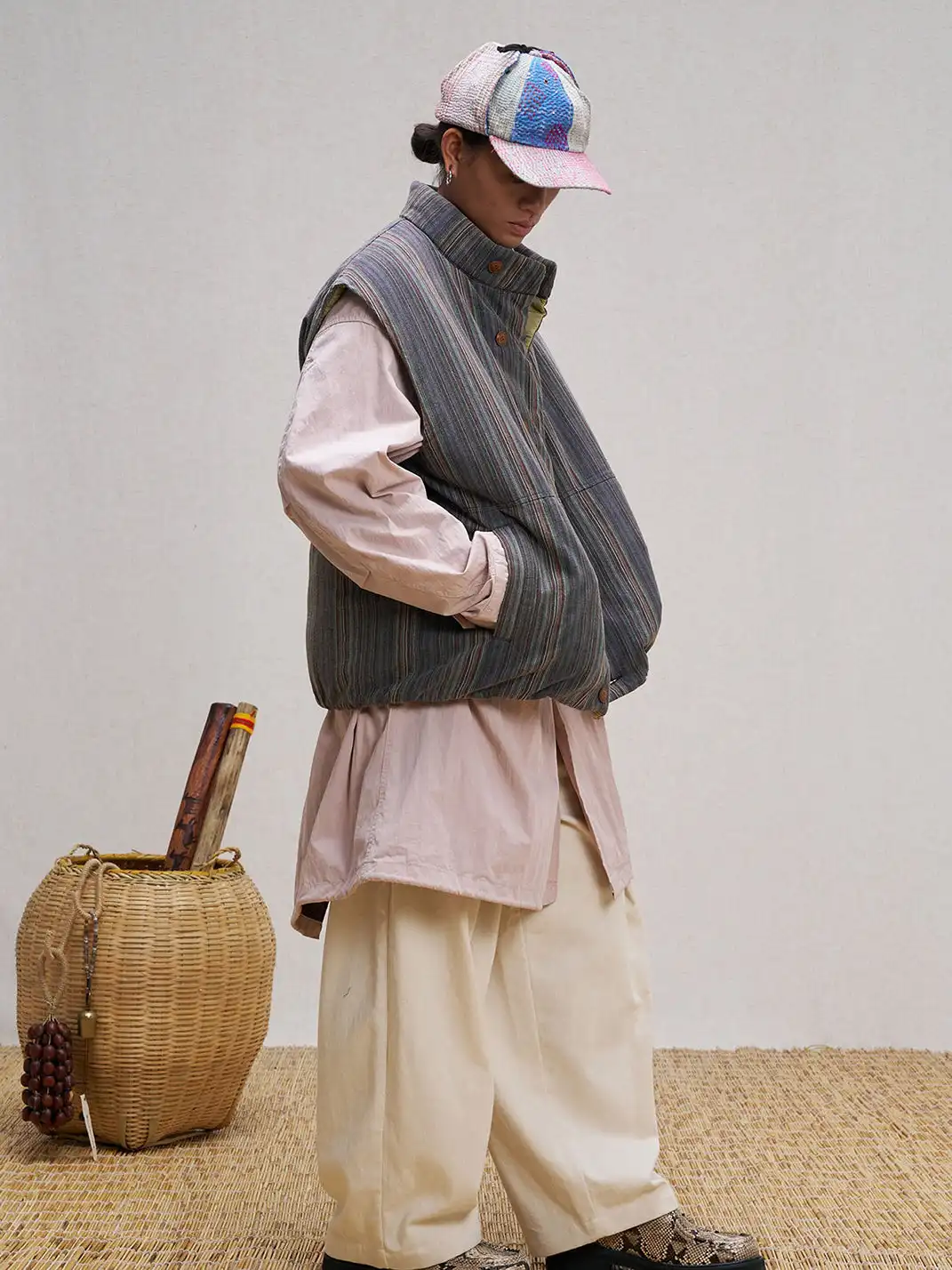UNLIMITED MOTE | Stripe Stand-Collar Padded Vest