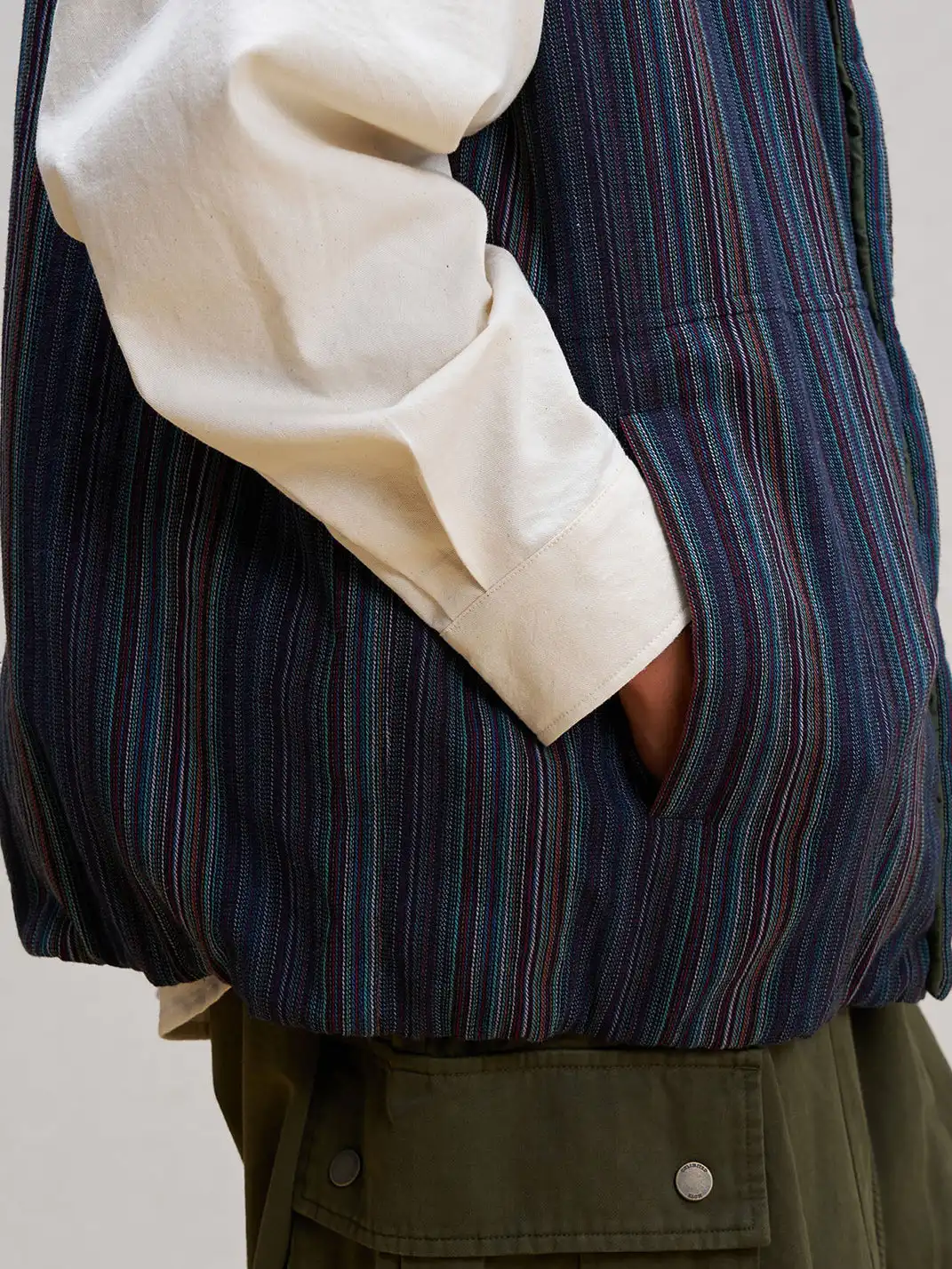 UNLIMITED MOTE | Stripe Stand-Collar Padded Vest