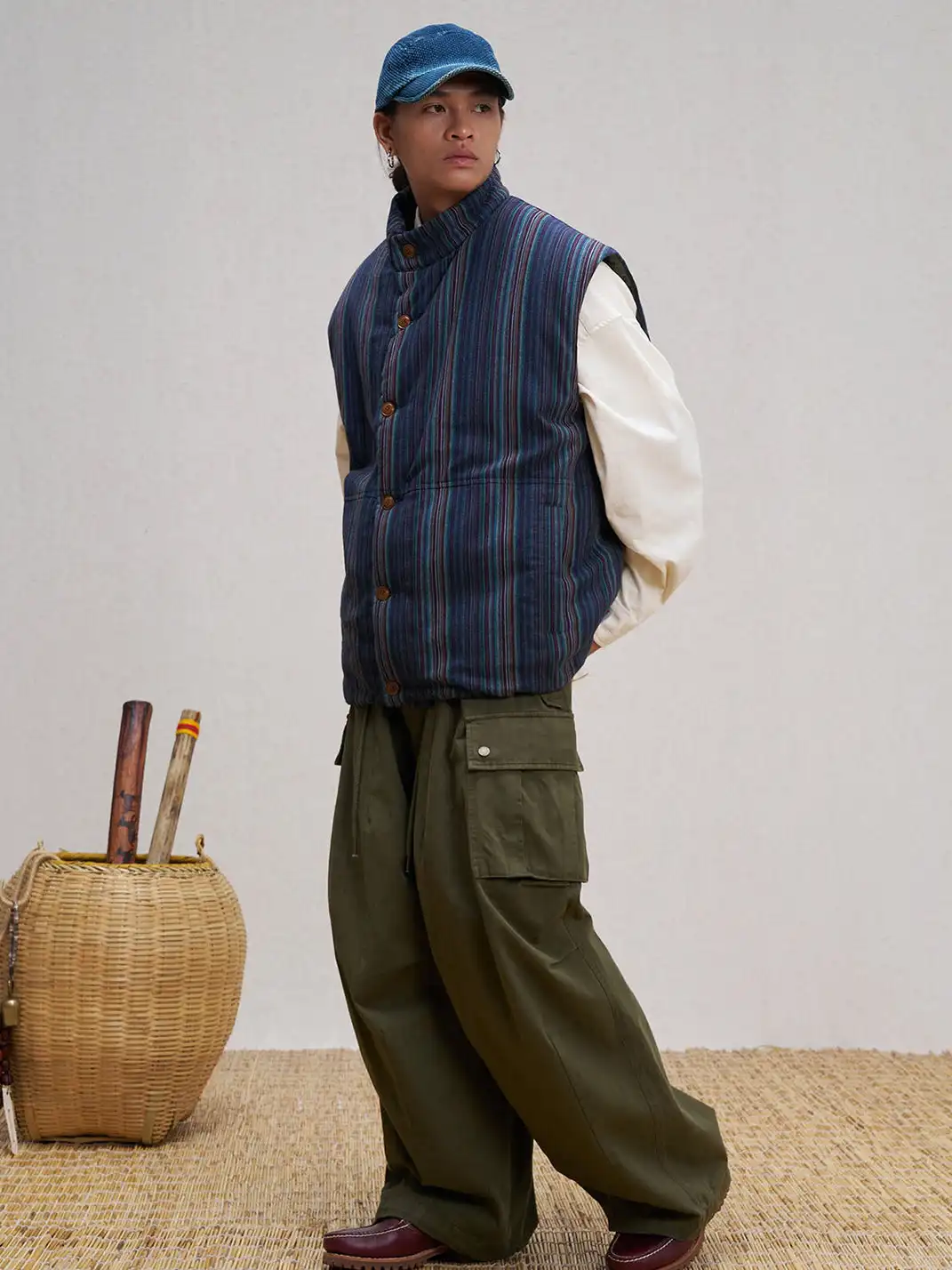 UNLIMITED MOTE | Stripe Stand-Collar Padded Vest