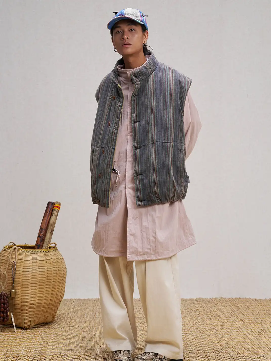UNLIMITED MOTE | Stripe Stand-Collar Padded Vest
