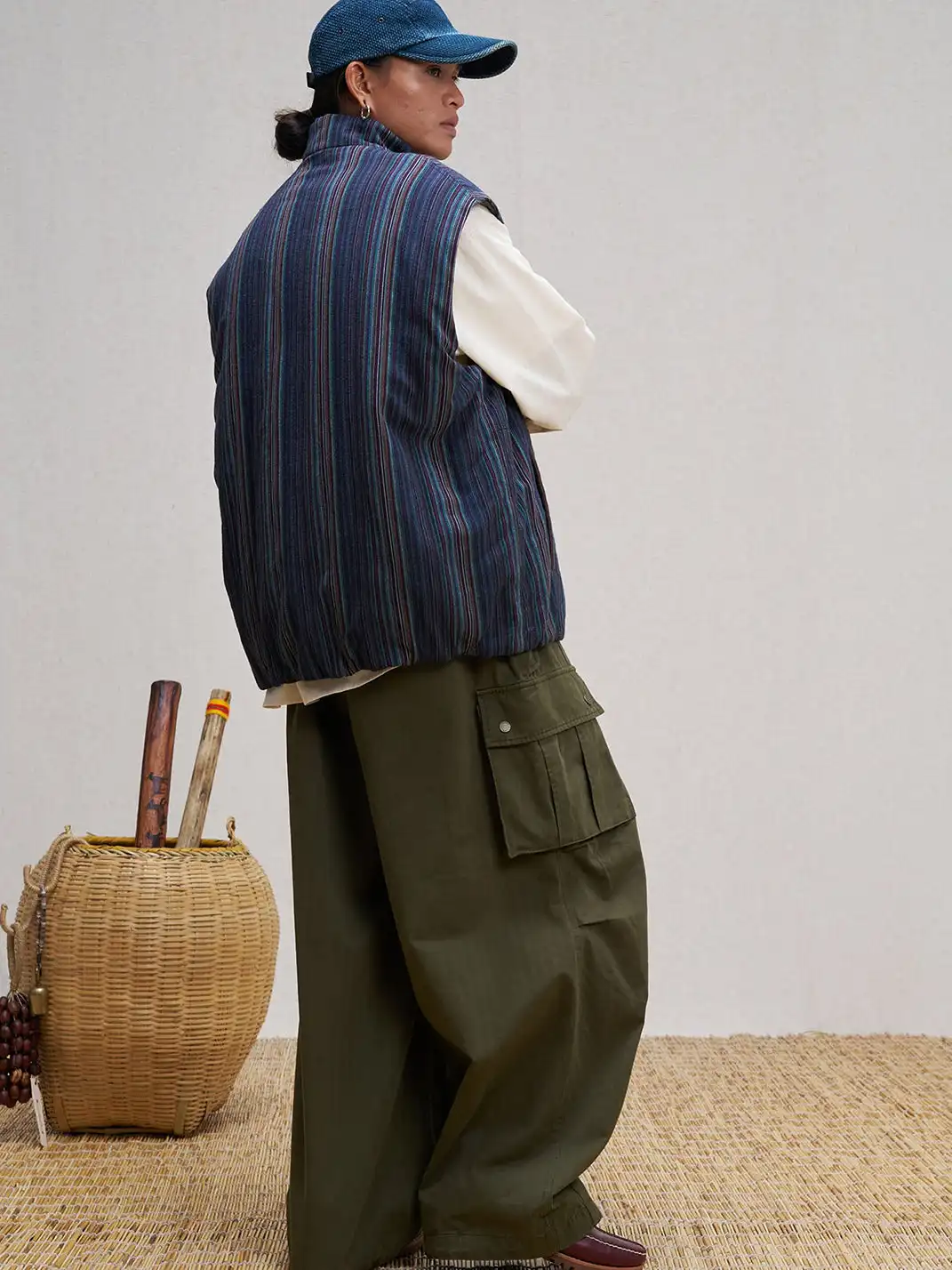 UNLIMITED MOTE | Stripe Stand-Collar Padded Vest