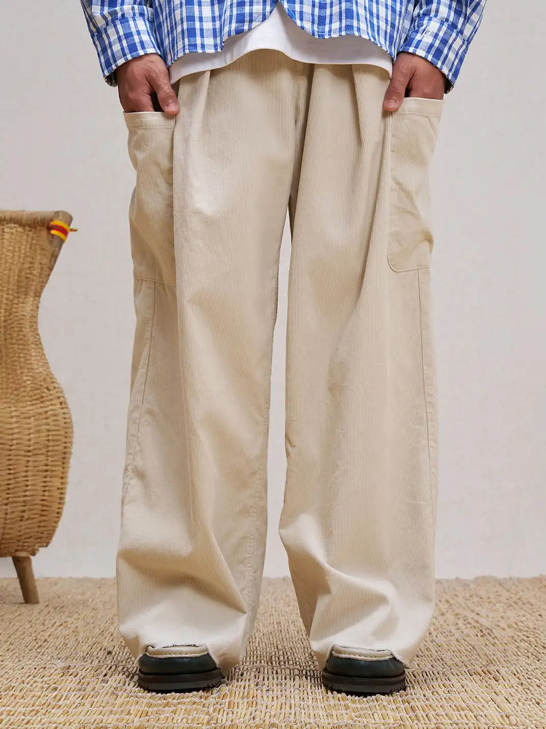 UNLIMITED MOTE | Corduroy Pleated Baggy Pants