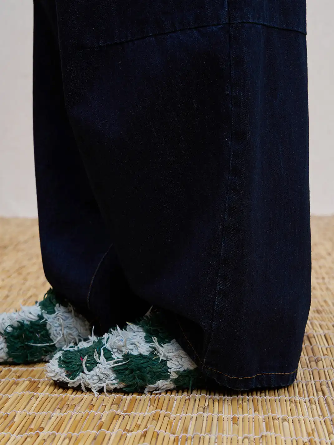 UNLIMITED MOTE | Drawstring Wide-leg Jeans