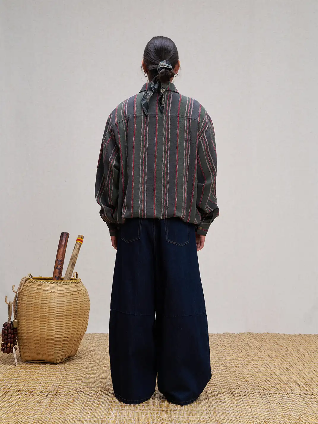 UNLIMITED MOTE | Drawstring Wide-leg Jeans