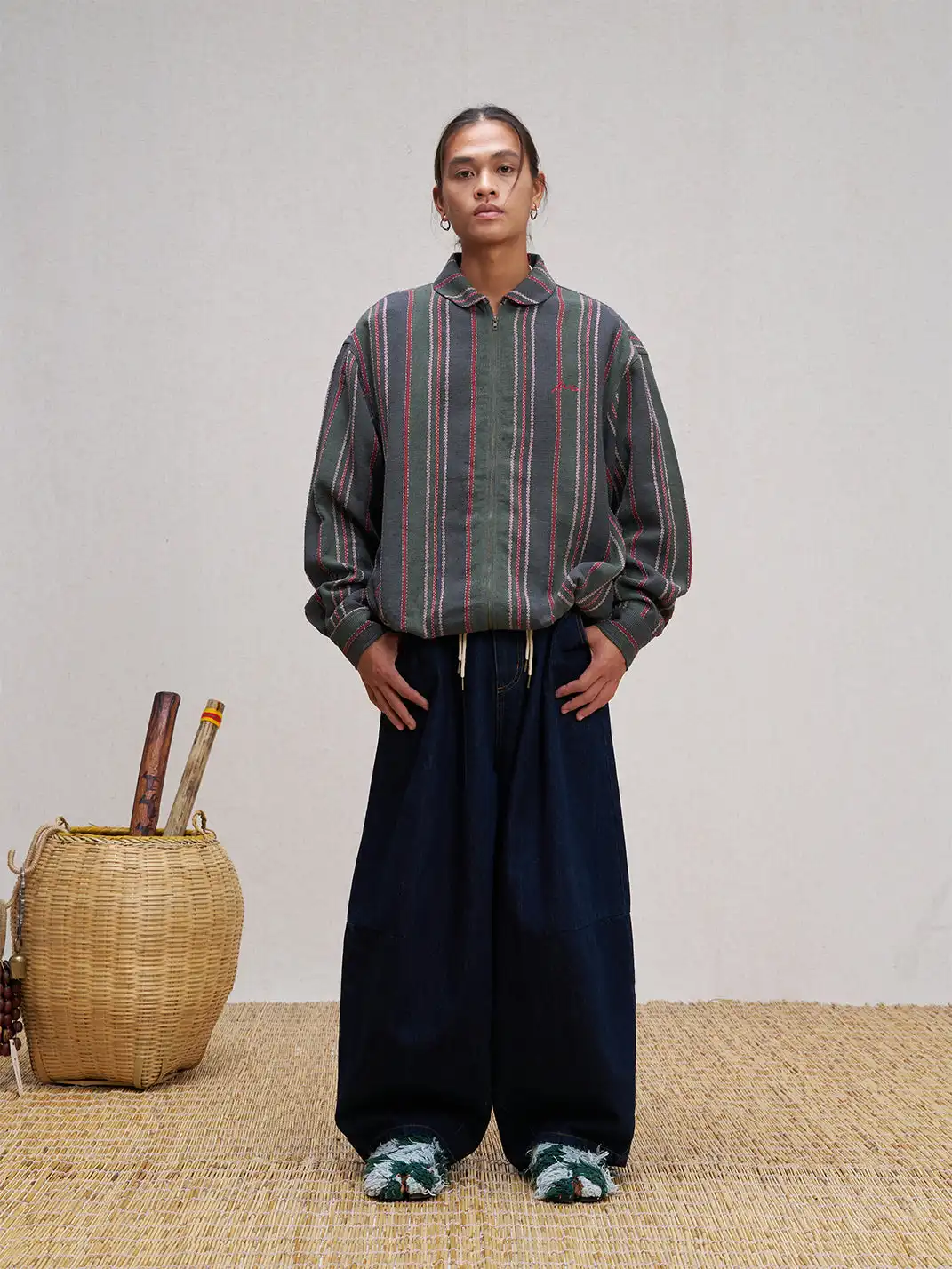 UNLIMITED MOTE | Drawstring Wide-leg Jeans