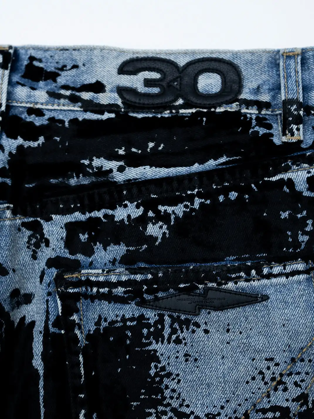 FVVO | Flocked Slant Fly Jeans