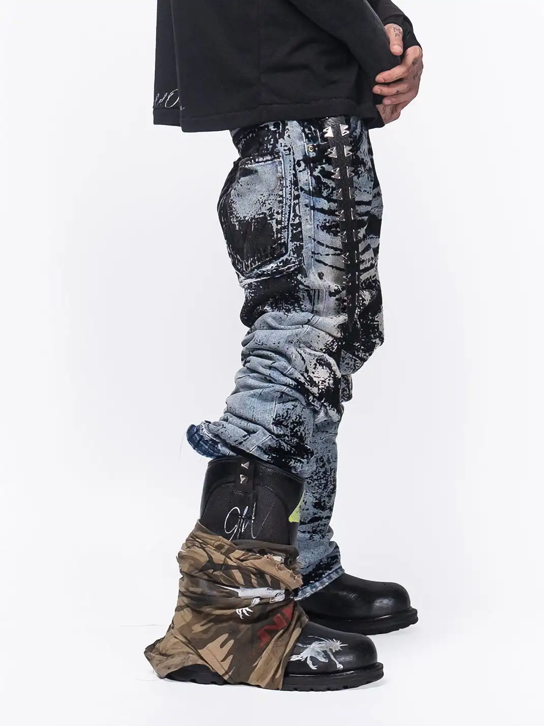 FVVO | Flocked Slant Fly Jeans