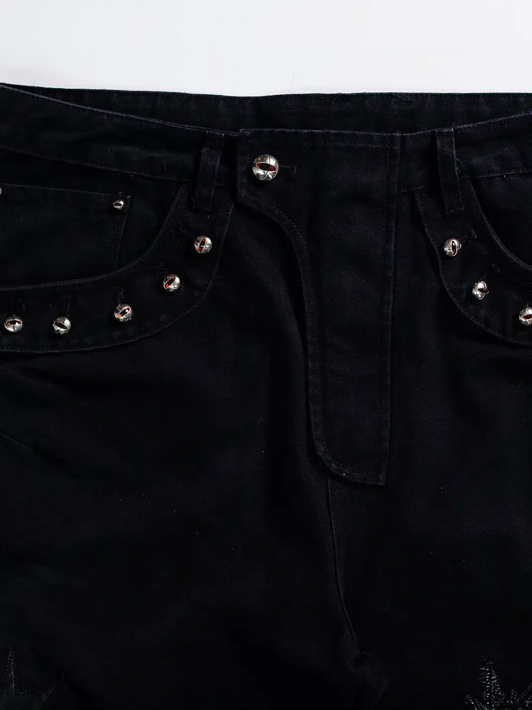 FVVO | Embroidered Signature Jeans