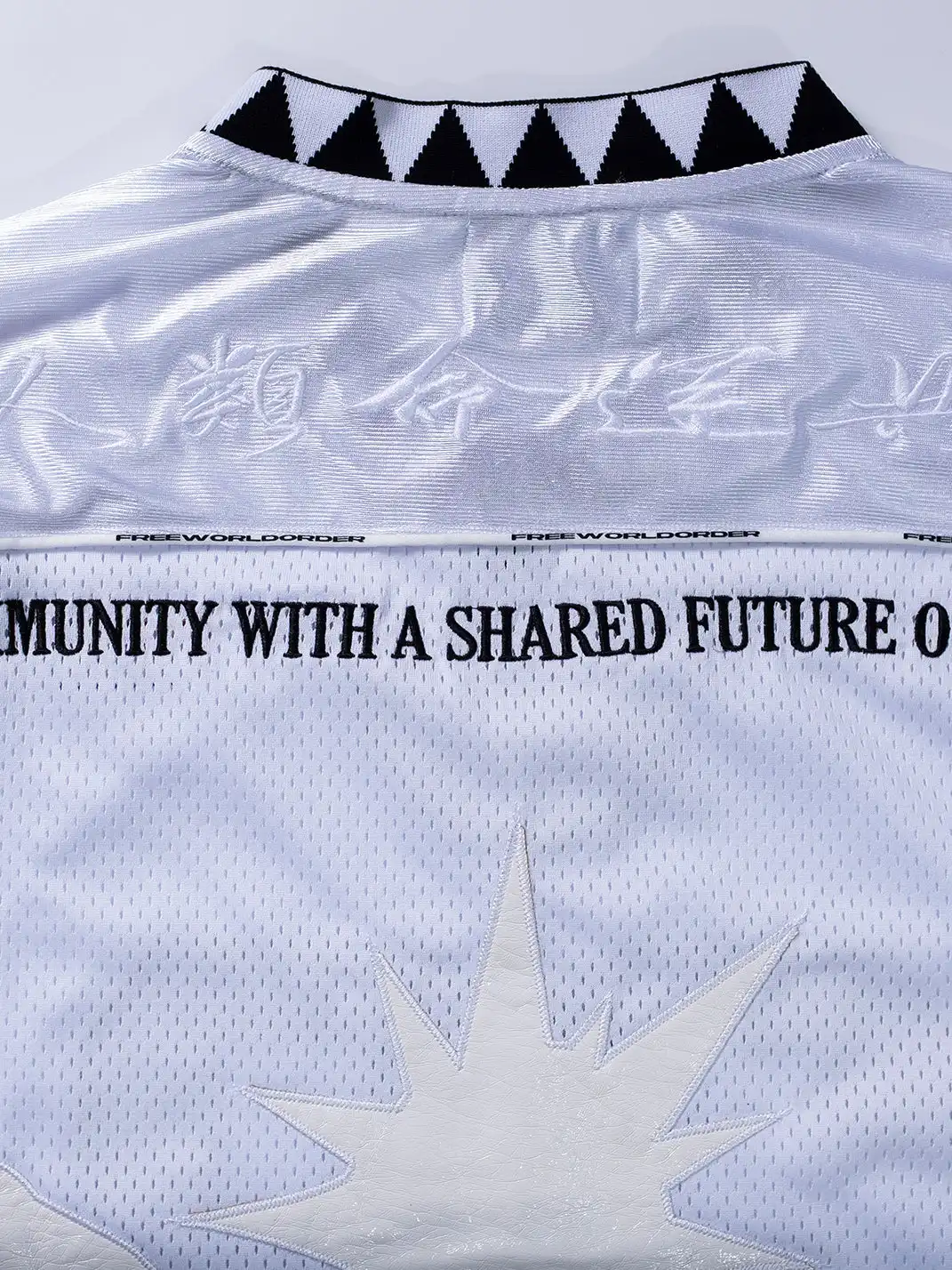 FVVO | Padded Shoulder V-Neck Jersey