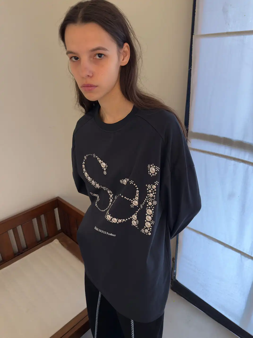 MIICHOUS | Sai Pearl Letter Print Long Sleeve T-Shirt