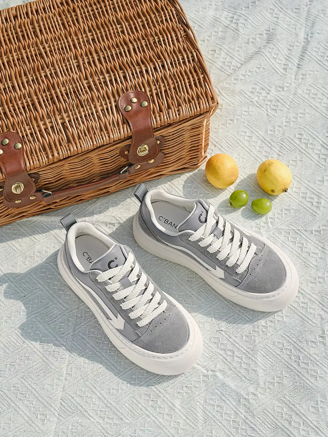 C.BANNER | Grey Platform Low-top Sneakers