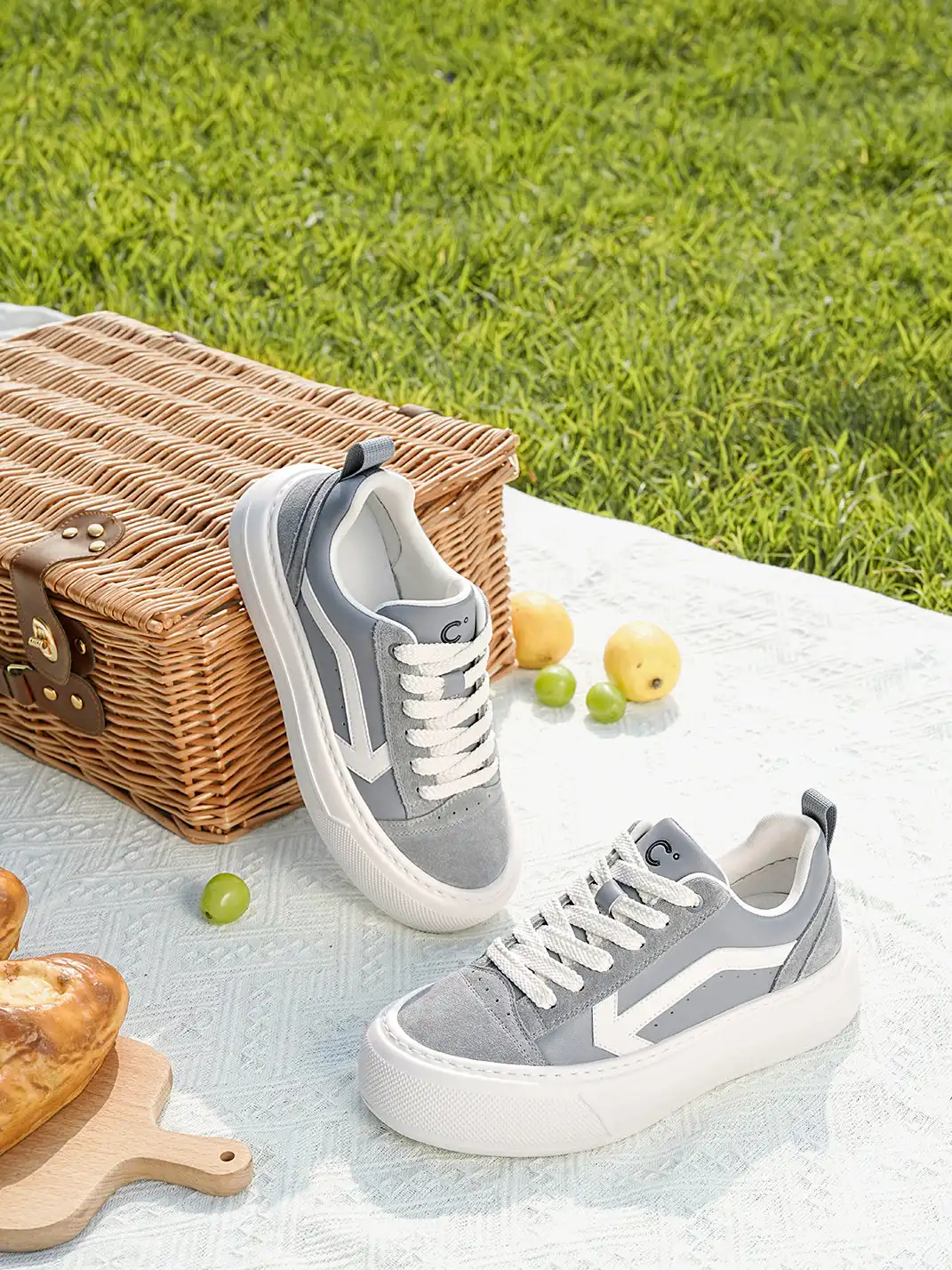 C.BANNER | Grey Platform Low-top Sneakers