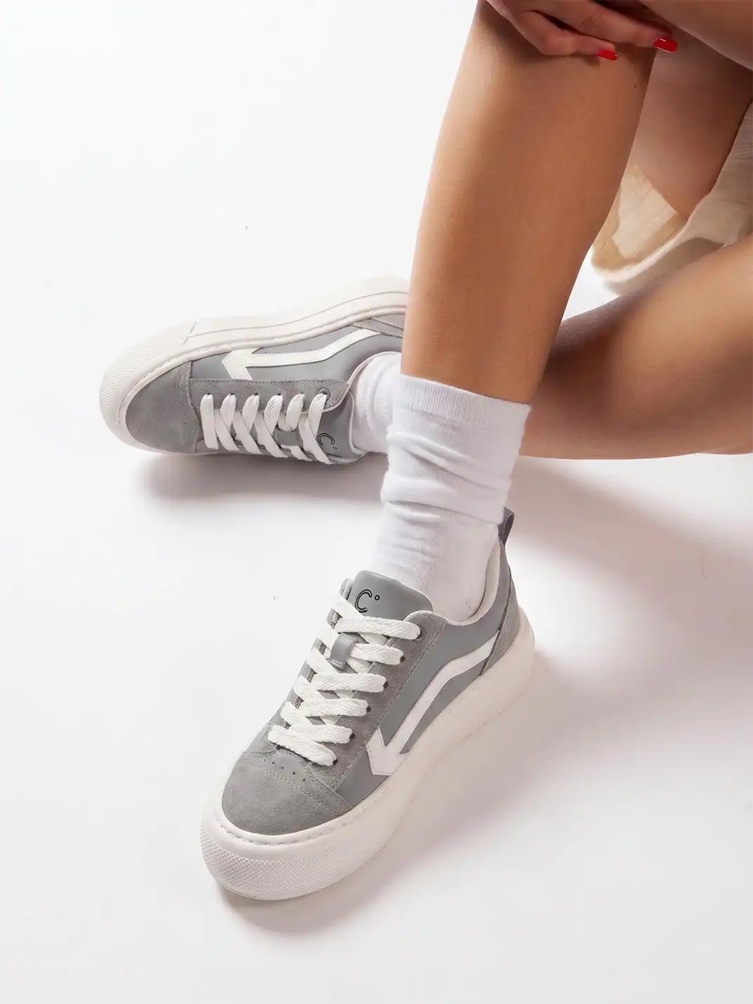 C.BANNER | Grey Platform Low-top Sneakers