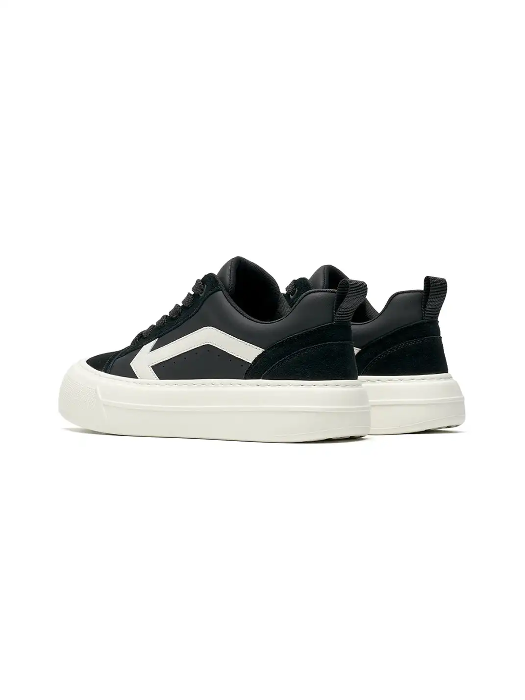 C.BANNER | Black Platform Low-top Sneakers