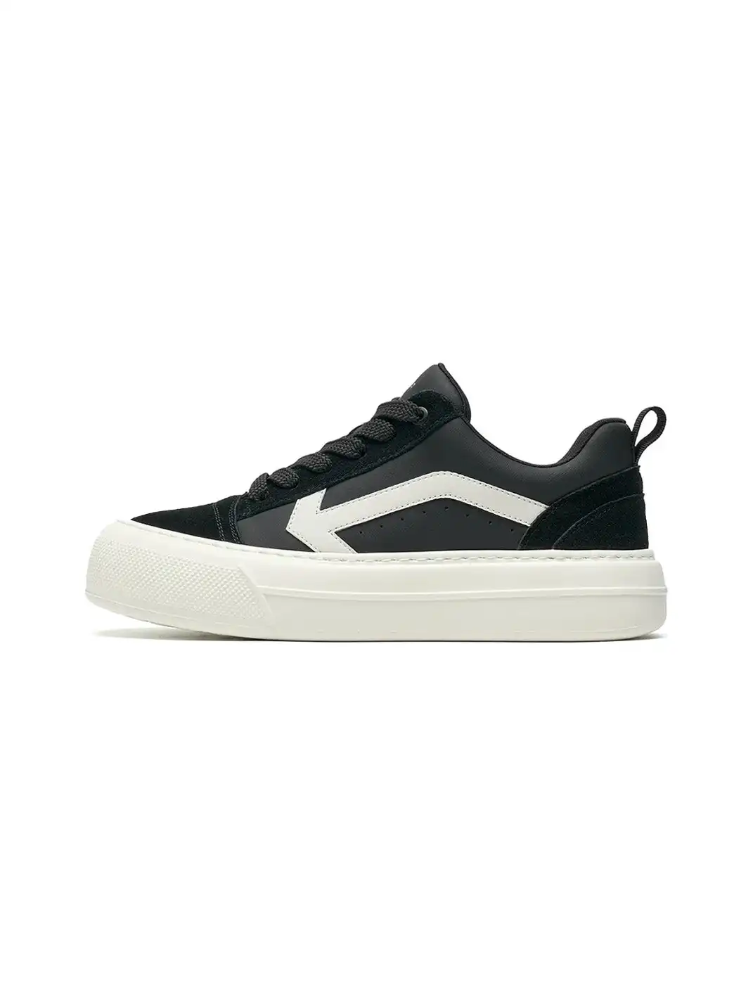 C.BANNER | Black Platform Low-top Sneakers