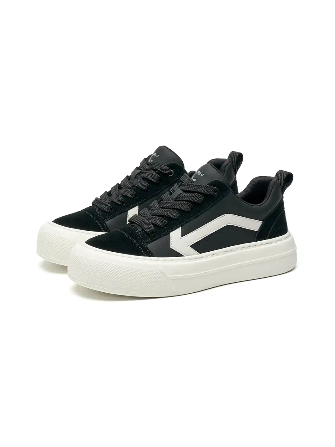 C.BANNER | Black Platform Low-top Sneakers