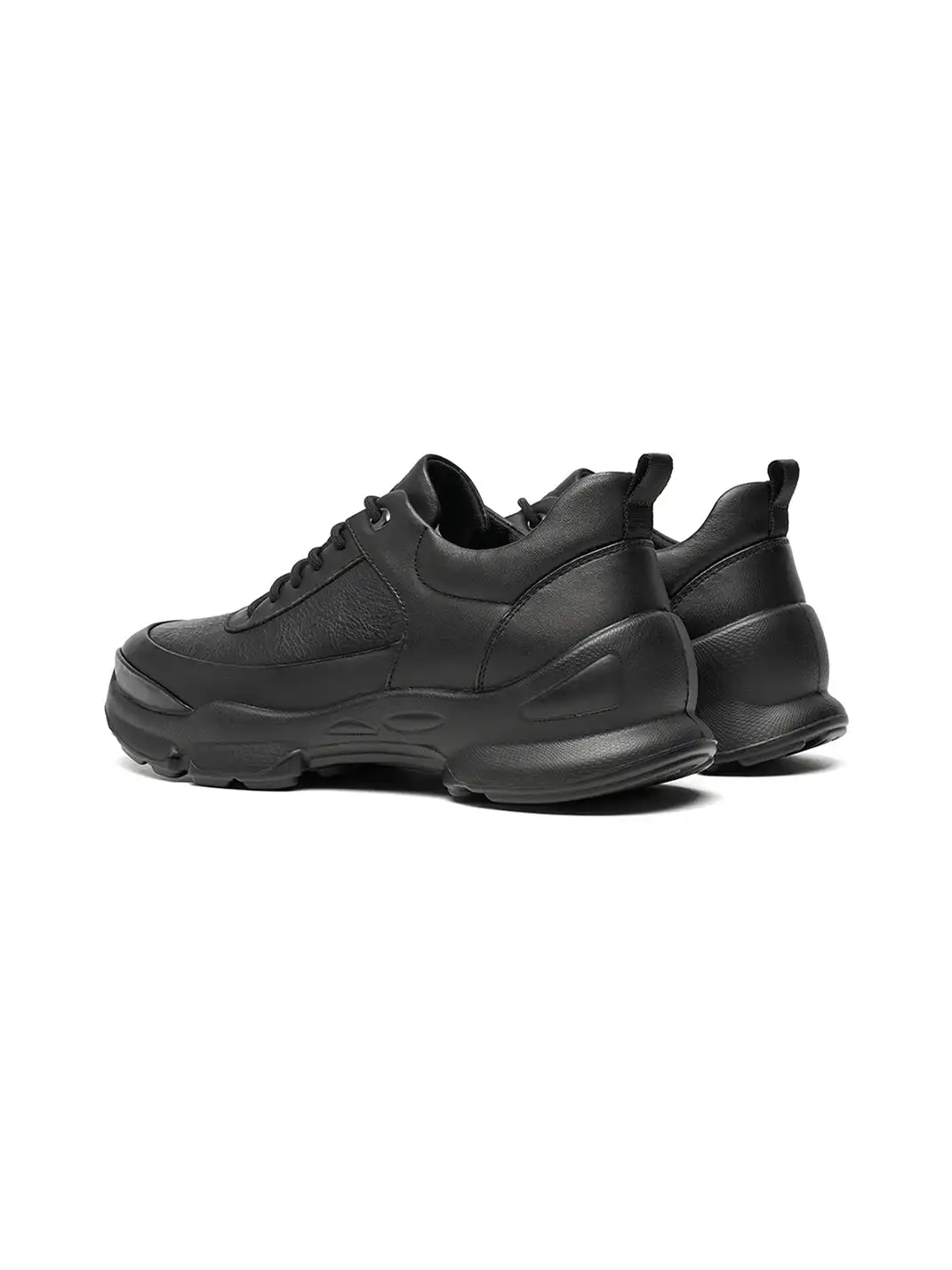 C.BANNER | Chunky Leather Low-Top Sneakers