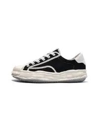 TRUMPPIPE | Black Canvas Platform Low-Top Sneakers