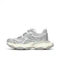 TRUMPPIPE | Silver Layered Retro Runner Sneakers