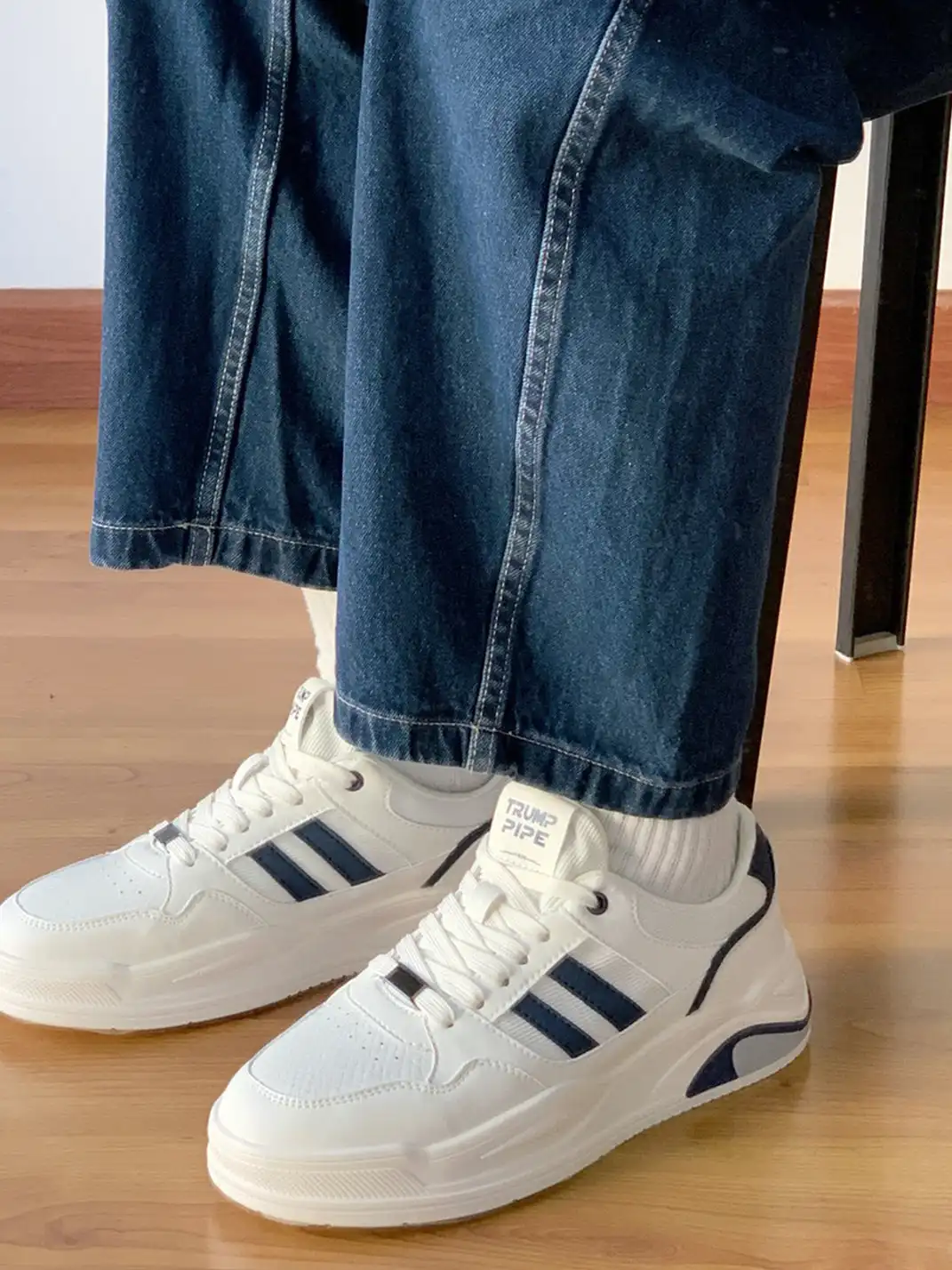 TRUMPPIPE | White Panel Casual Sneakers