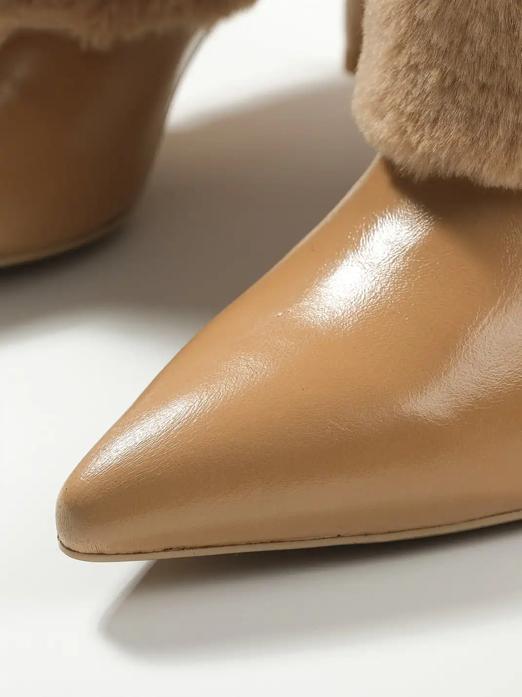UnicornBlood | Leather Buckle Suede Pointed-toe Boots