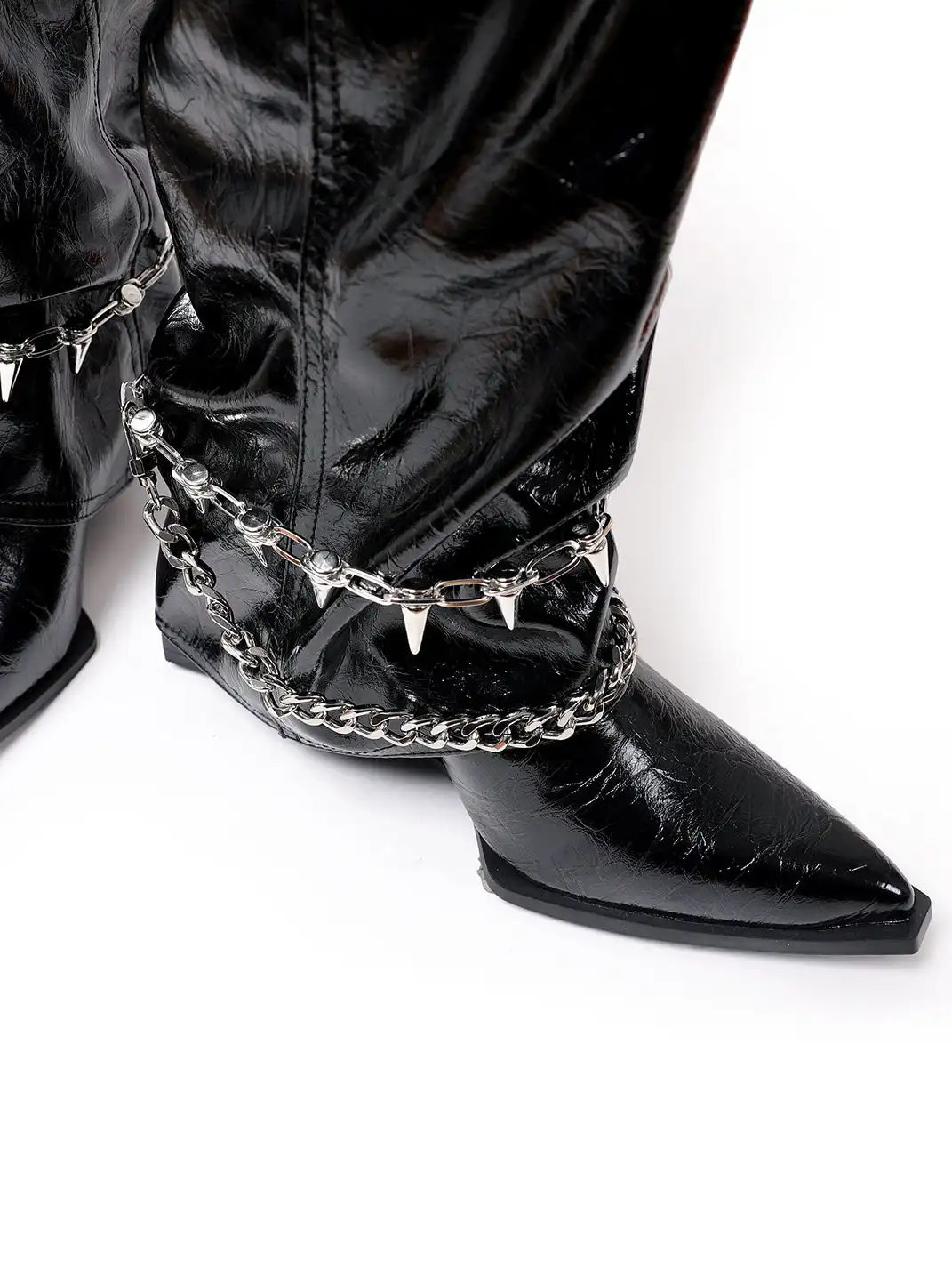 PINJIAHUI | Black Spiked Chain Detail Patent Leather Boots