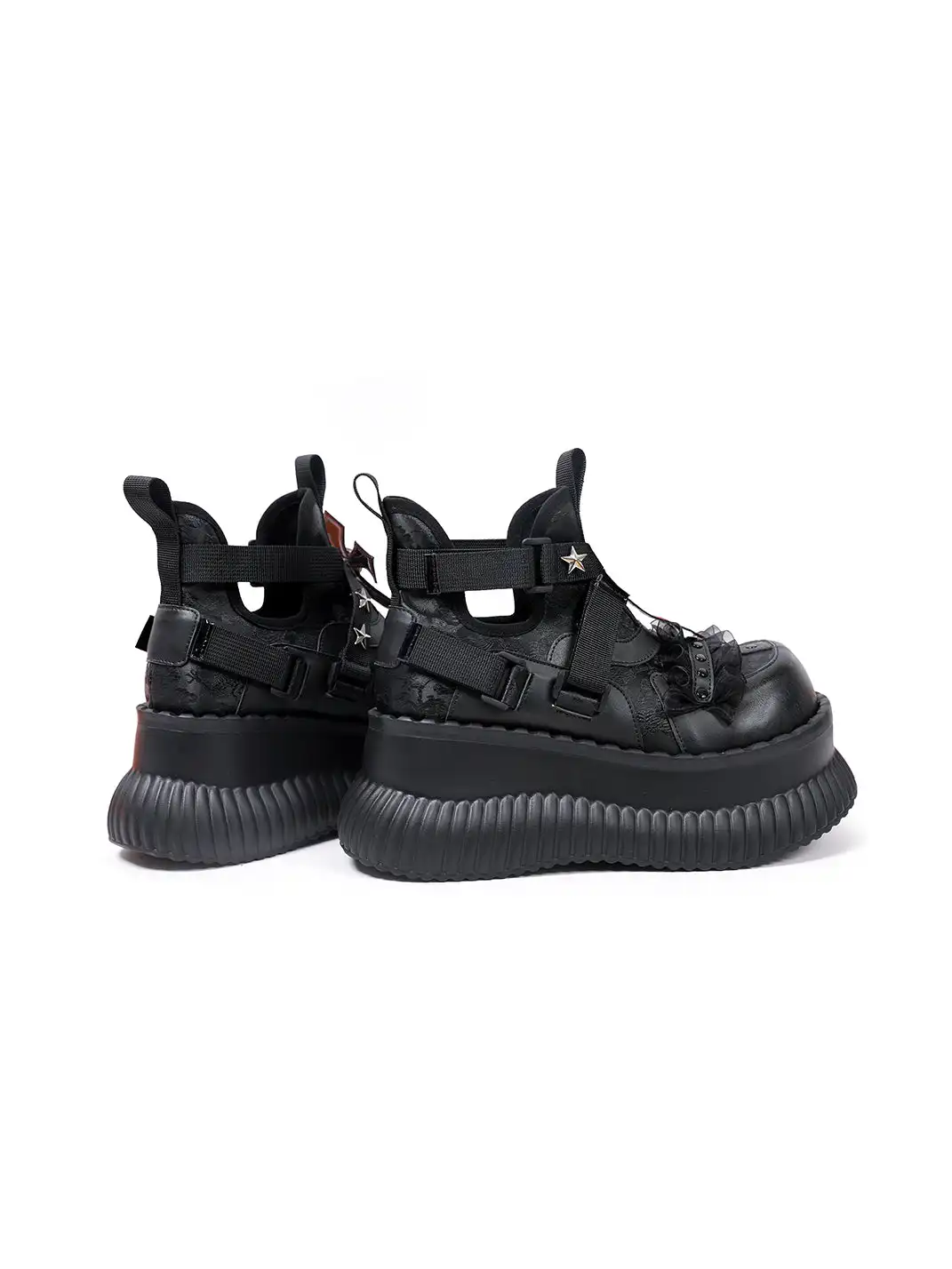 PINJIAHUI | Star and Red Cross Detail Chunky Platform Sneakers