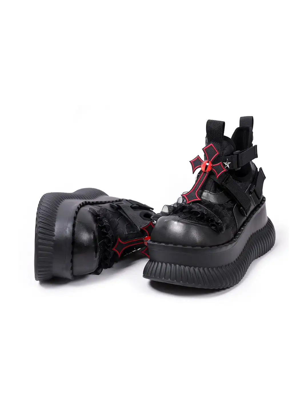 PINJIAHUI | Star and Red Cross Detail Chunky Platform Sneakers
