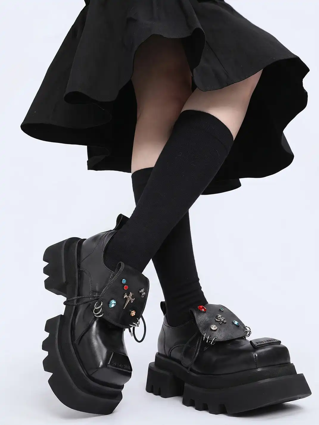 PINJIAHUI | Studded Detail and Chunky Sole Platform Oxfords