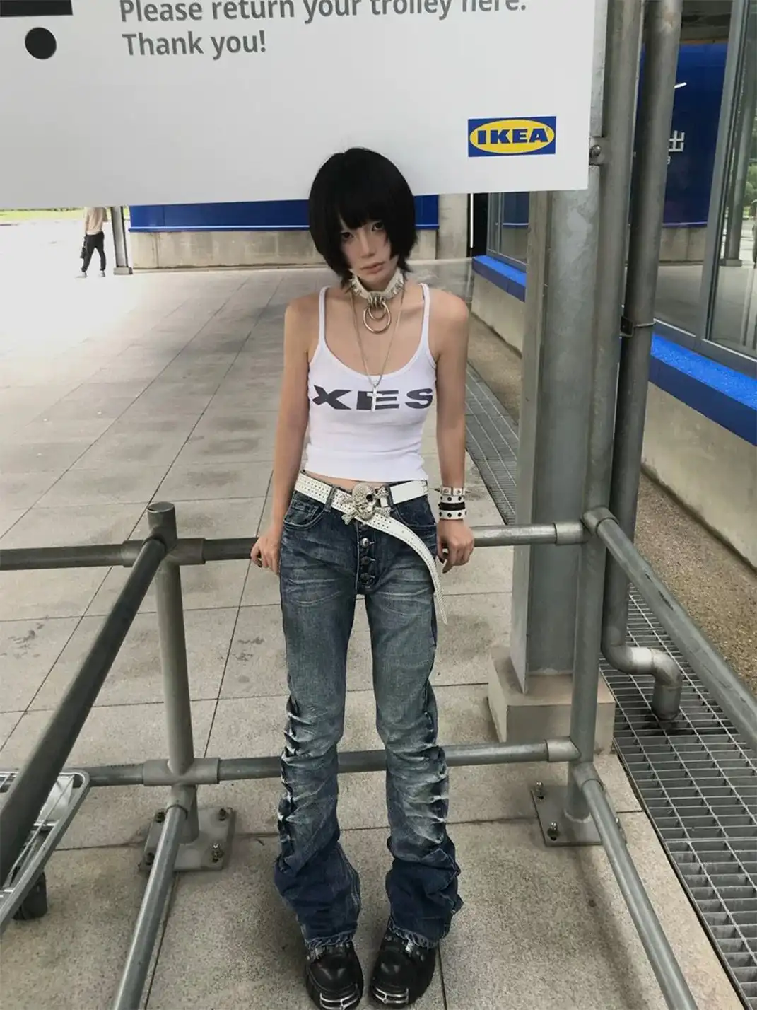 noEmosen | Cracked 3D Curved Blade Misty Jeans