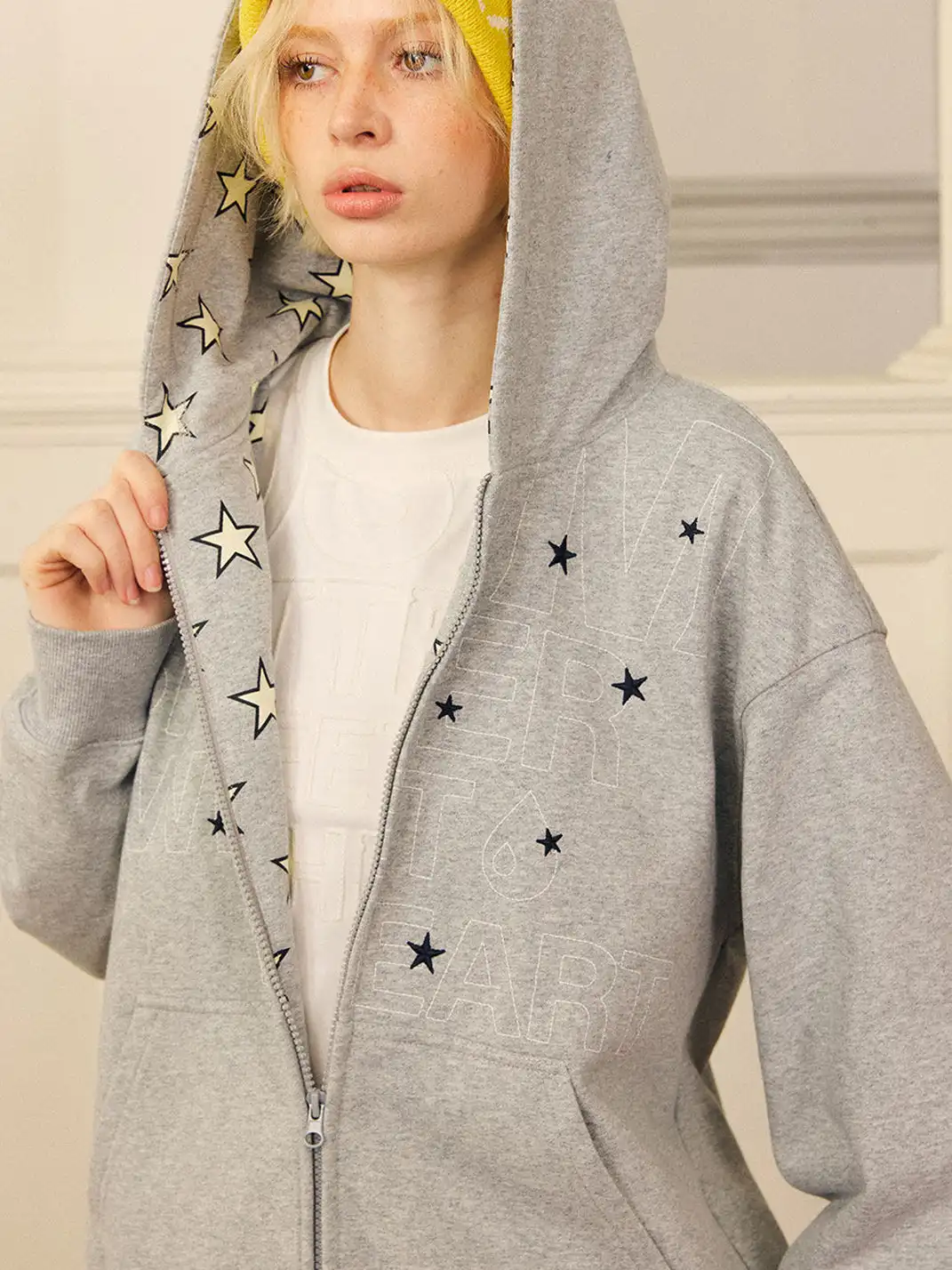 DONSMOKE | Star Patchwork Sweatshirt