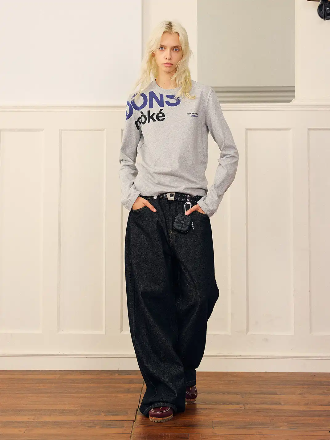 DONSMOKE | Slogan Print Long Sleeve Top