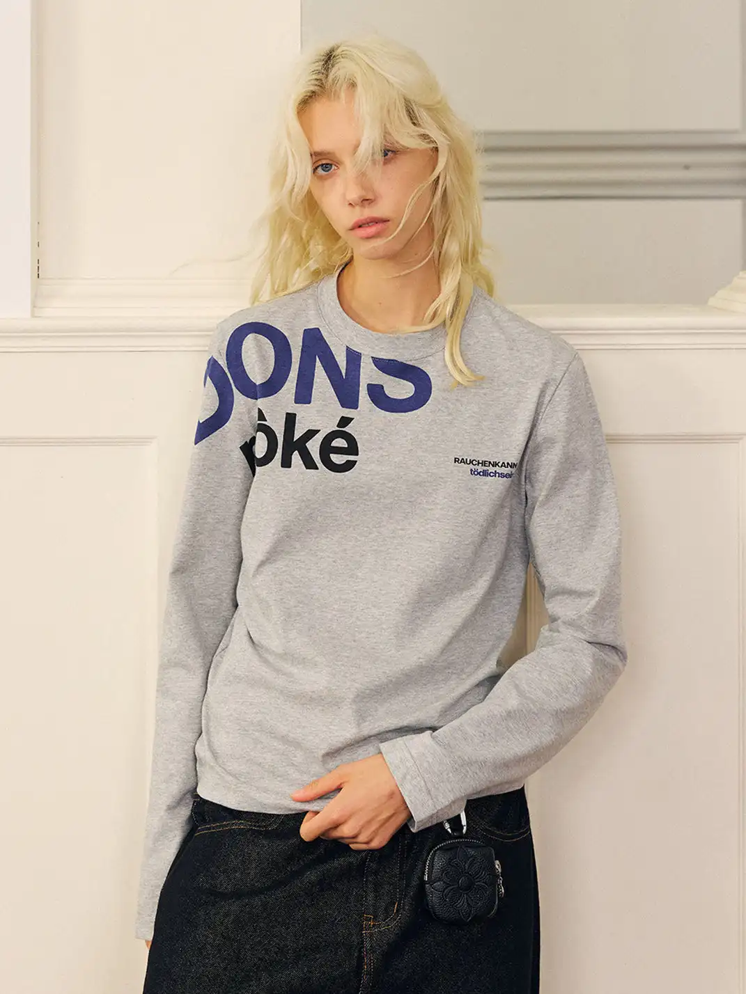 DONSMOKE | Slogan Print Long Sleeve Top