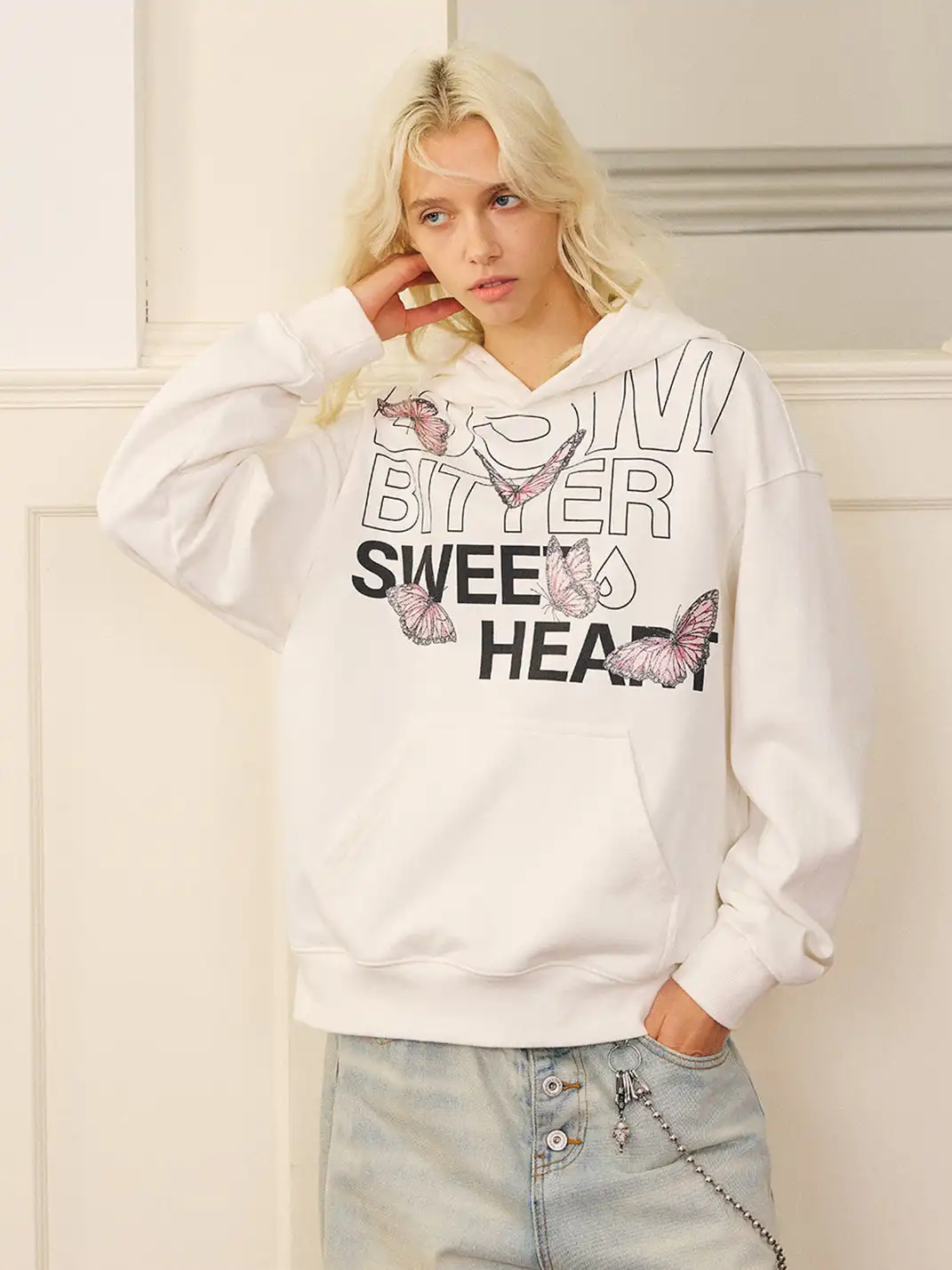DONSMOKE | Drop-Shoulder Butterfly Sweatshirt