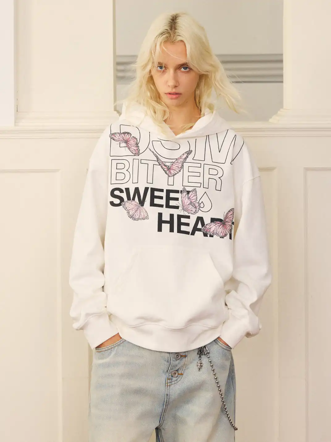 DONSMOKE | Drop-Shoulder Butterfly Sweatshirt