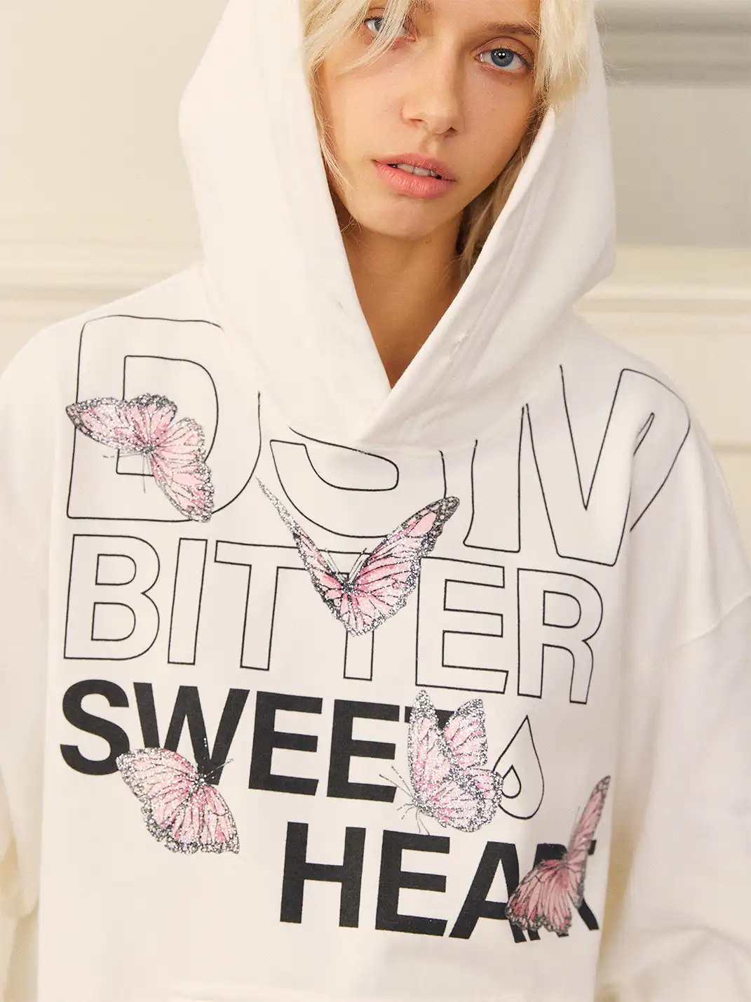 DONSMOKE | Drop-Shoulder Butterfly Sweatshirt