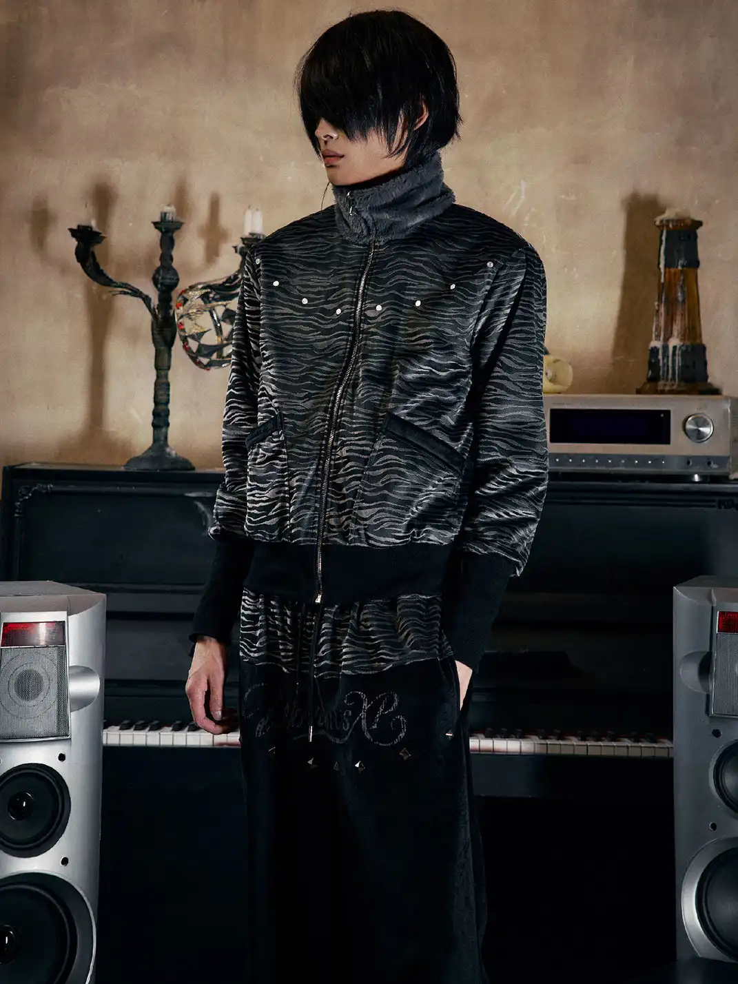 PAIKI | Tiger-Print Fur Collar Velvet Stand-Up Collar Coat
