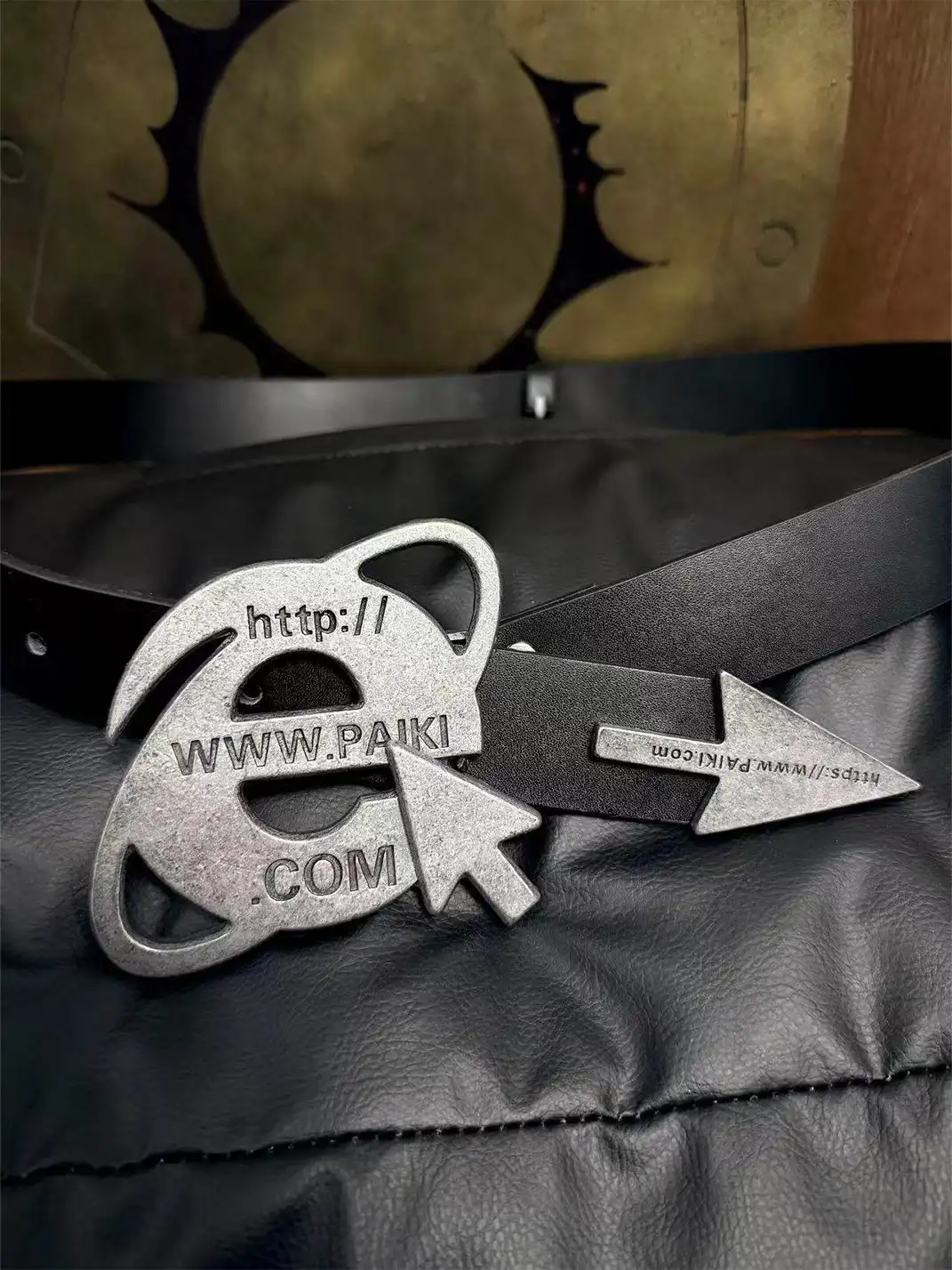 PAIKI | Browser Mouse Distressed Metal Belt