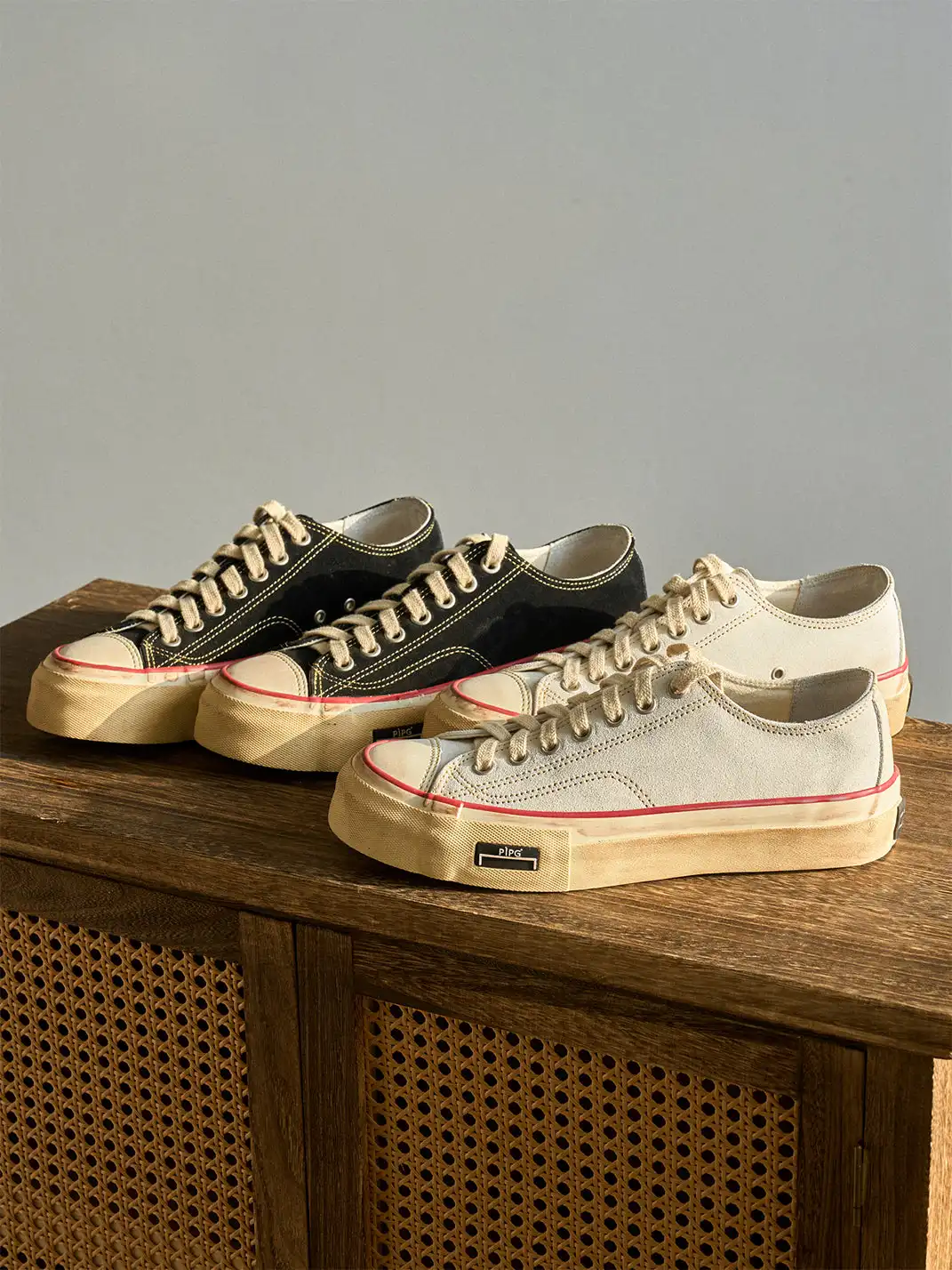 PIPG | Retro Distressed Canvas Shoes