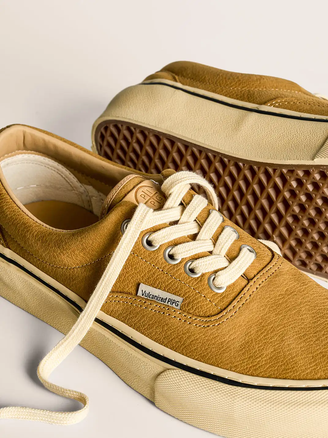 PIPG | Vintage Distressed Genuine Leather Canvas Shoes