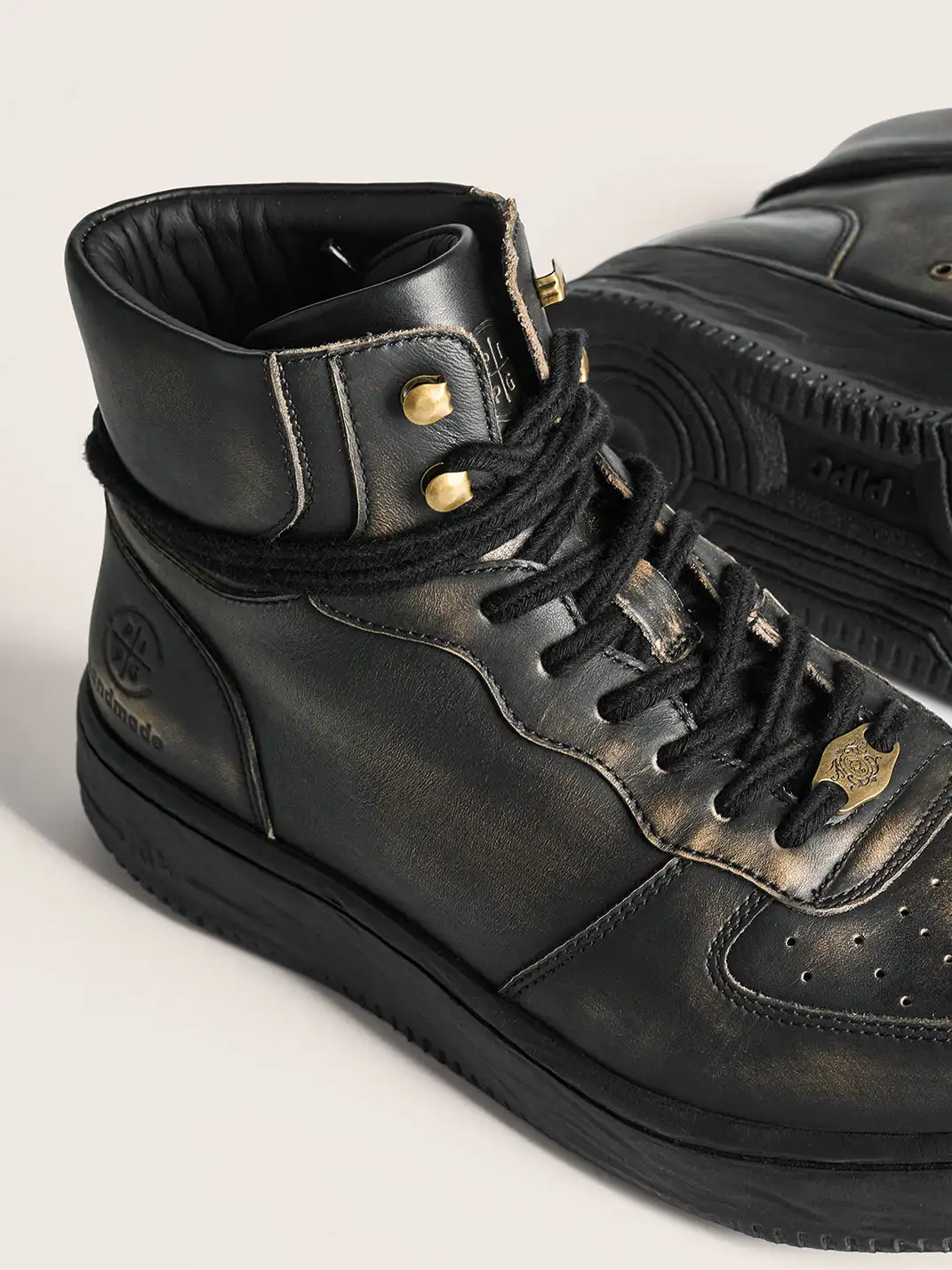 PIPG | Genuine Leather Distressed Martin Boots